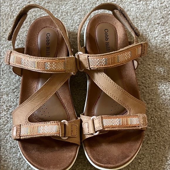 Cobb Hill by New Balance Tan Sandals - Picture 1 of 8